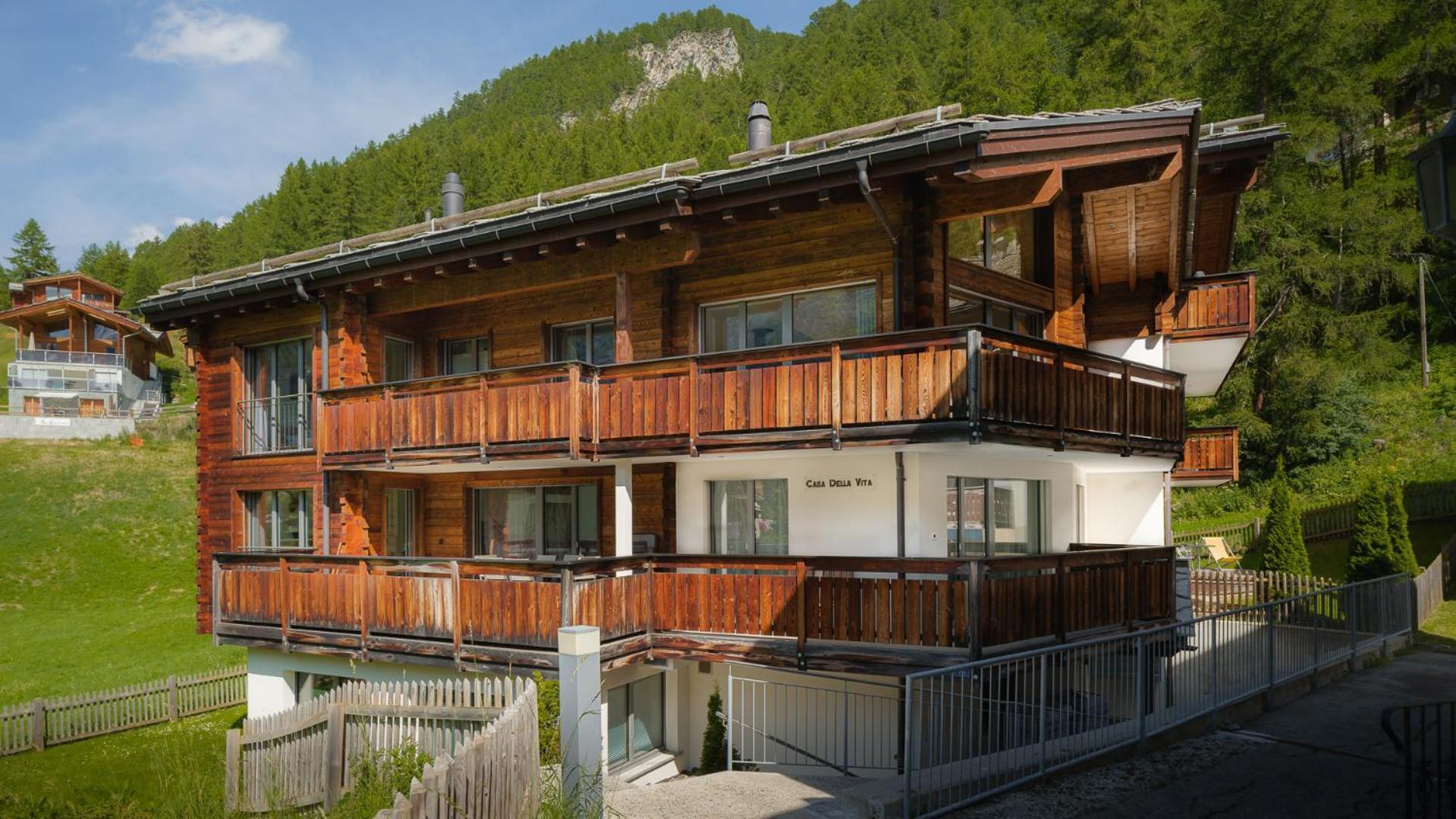 Casa Della Vita By Zermatt Premium Apartments Bagian luar foto