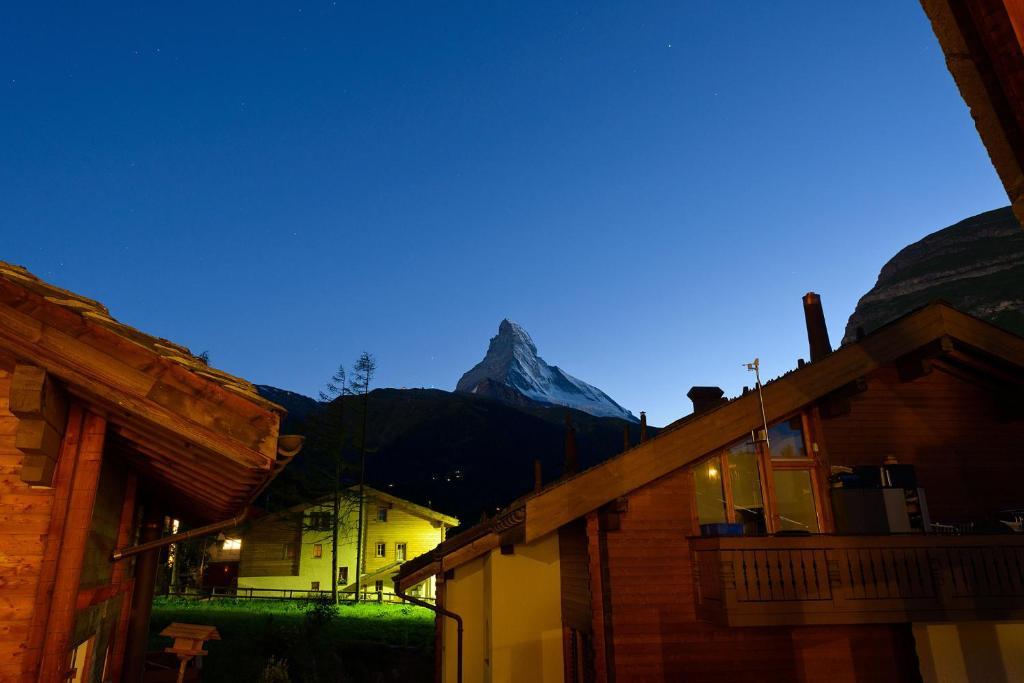 Casa Della Vita By Zermatt Premium Apartments Bagian luar foto